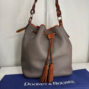 NWT Grey and Brown Pebbled Leather Dooney & Bourke Bucket Bag